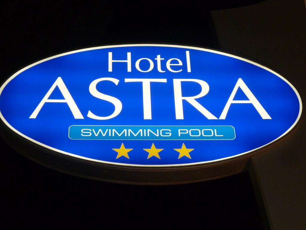 Hotel Astra Milano Marittima Exterior foto